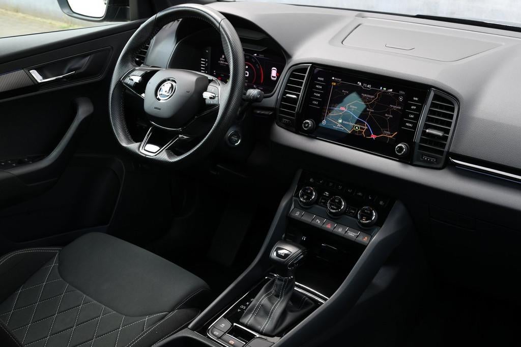 Skoda Karoq 1.5 TSI ACT DSG Sportline Virtual|Camera, Stof, 4 cilinders, Karoq, Bedrijf