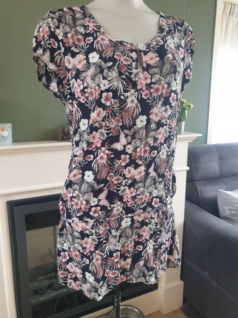 Taifun lieflijk zwart roze tuniek top L 42 44, Kleding | Dames, Verzenden, Zwart, Maat 42/44 (L), Zo goed als nieuw