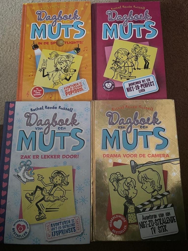 Dagboek van een Muts - 4 delen: In de spotlights, Niet zo pe, Ophalen of Verzenden, Gelezen, Fictie