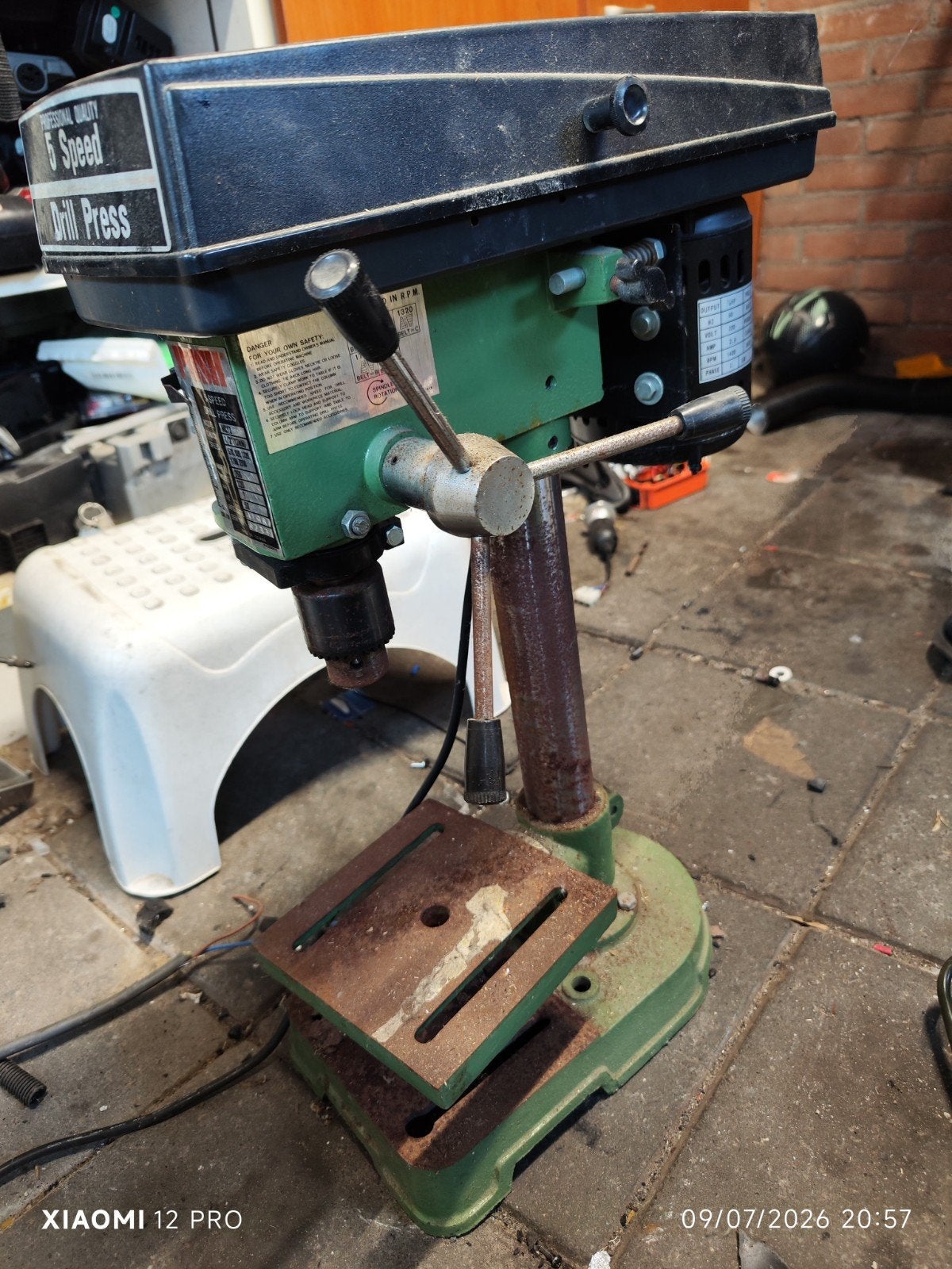 Tafel boormachine., Ophalen