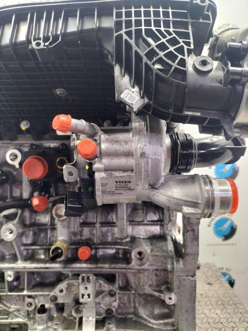 VOLVO V90 TURBO 32361535 2022, Ophalen of Verzenden, Gebruikt, ARN erkend