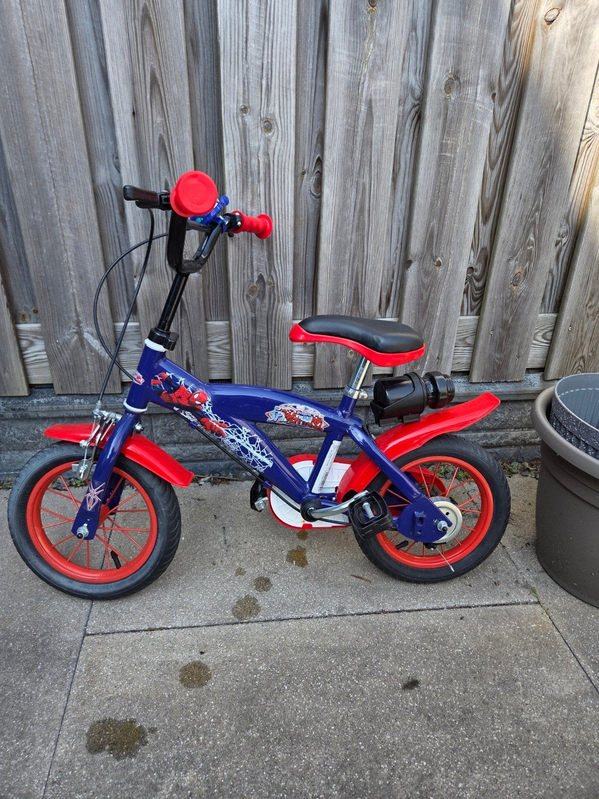 Spiderman fiets, Fietsen en Brommers, Fietsen | Kinderfietsjes, Ophalen of Verzenden, Gebruikt, Minder dan 16 inch