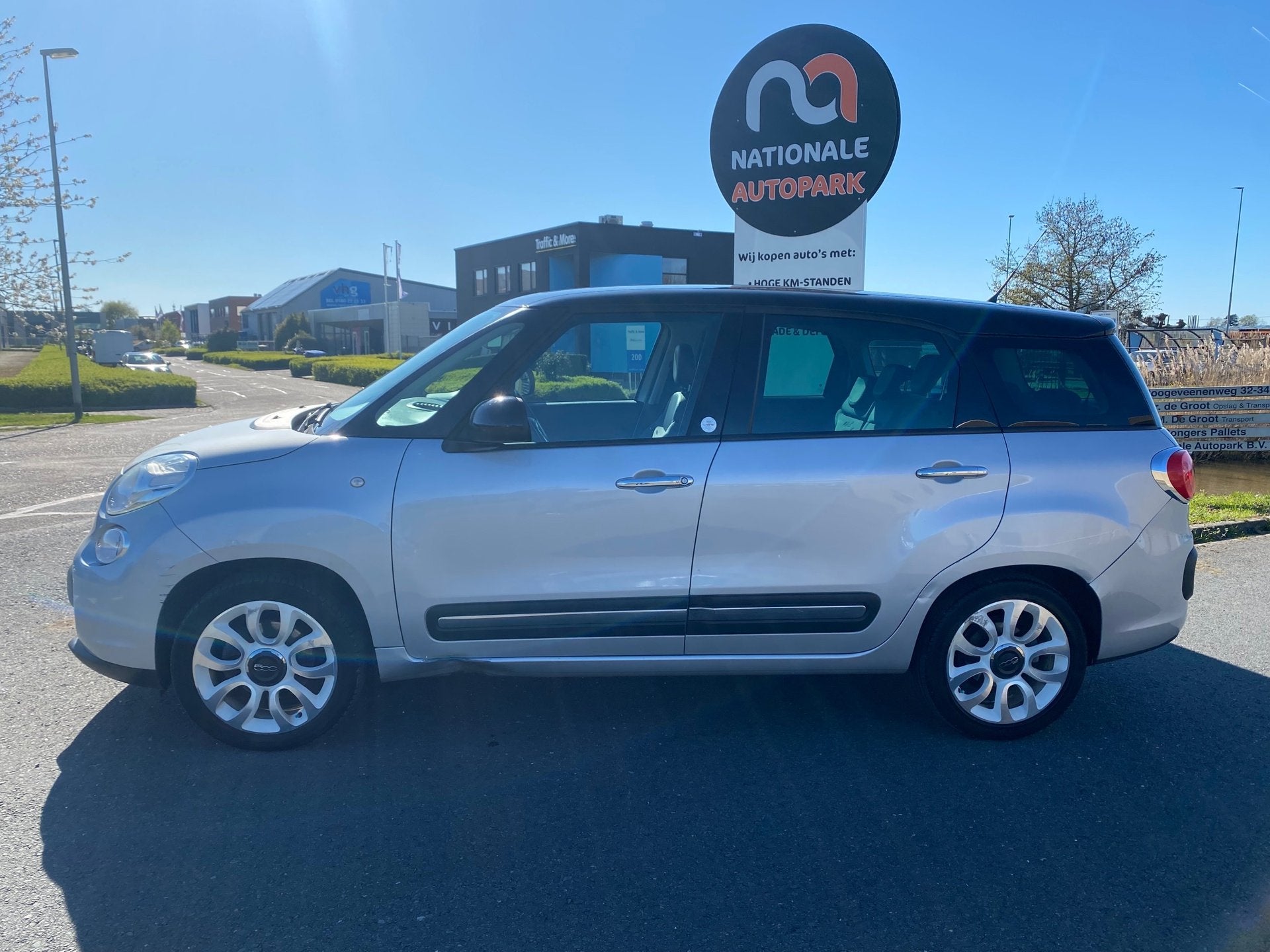 Fiat 500 L Living 2013 * 0.9 TwinAir Lounge 7p. * APK *, Auto's, Gebruikt, 7 stoelen, Origineel Nederlands, Bedrijf