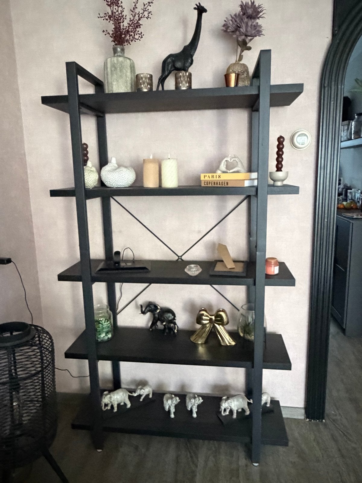 Moderne Zwarte Boekenkast met 5 Planken, Ophalen, Met plank(en), 50 tot 100 cm, Zo goed als nieuw