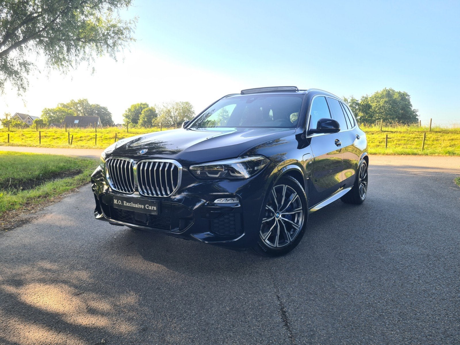 BMW X5 45e 394PK Hybrid 2020 Zwart M-Sport Pano Trekhaak, Automaat, 394 pk, Leder, Vierwielaandrijving