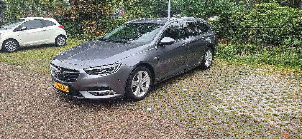 Opel Insignia 1.6 Cdti Ecotec 136pk Start/stop 2018 Grijs, Auto's, Opel, 4 cilinders, Leder, Stationwagon, Particulier