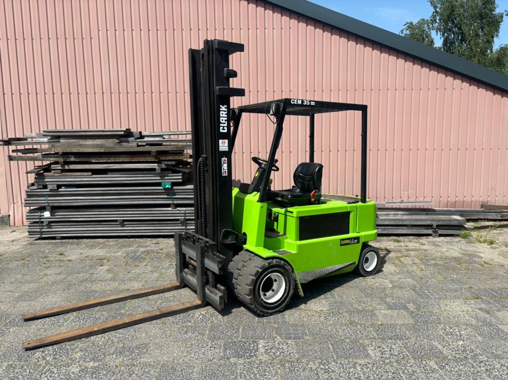 Heftruck clark, Ophalen, Gebruikt