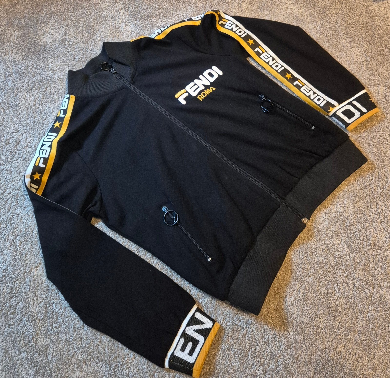 Fendi vest, Ophalen of Verzenden, Zo goed als nieuw