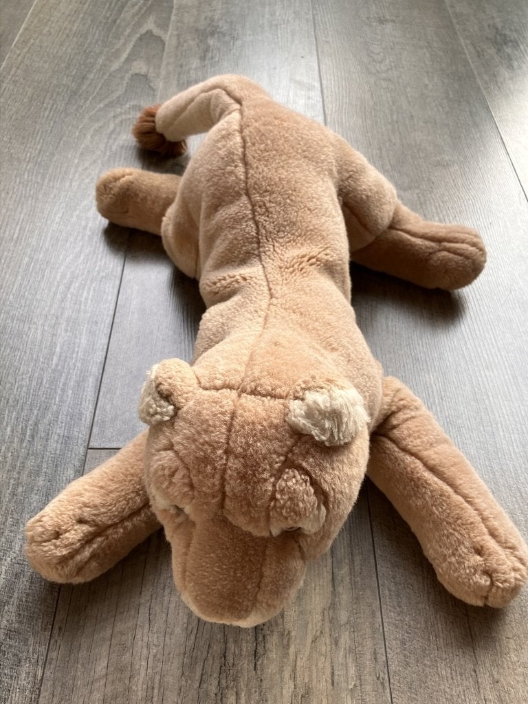 WWF Leeuw knuffel (30 x 40 cm), Overige merken, Ophalen of Verzenden, Zo goed als nieuw, Middelgroot (20 tot 80 cm)