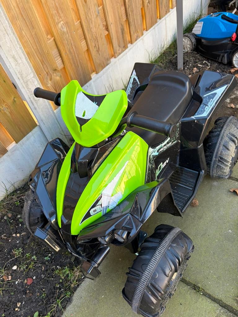 Kinder quad, Fietsen en Brommers, Ophalen, Zo goed als nieuw, Overige typen