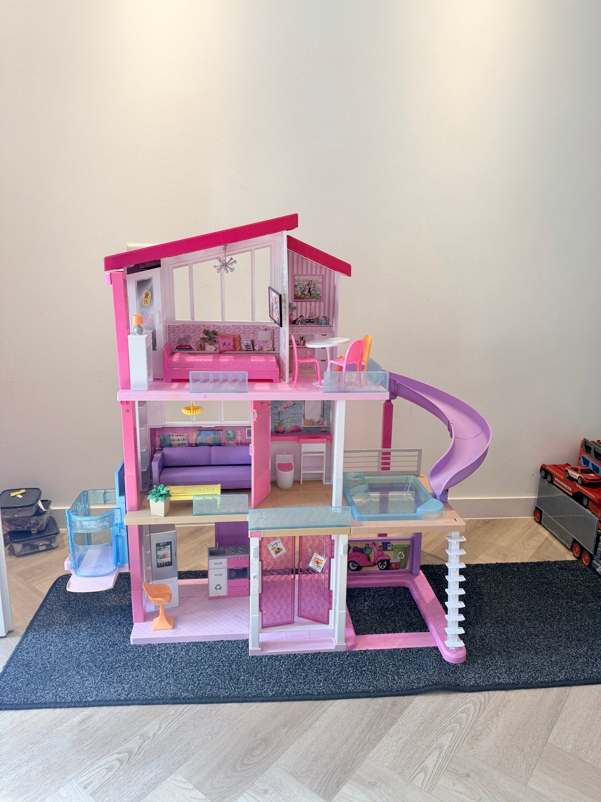 Groot Barbie Droomhuis met Accessoires, Ophalen, Gebruikt, Poppenhuis