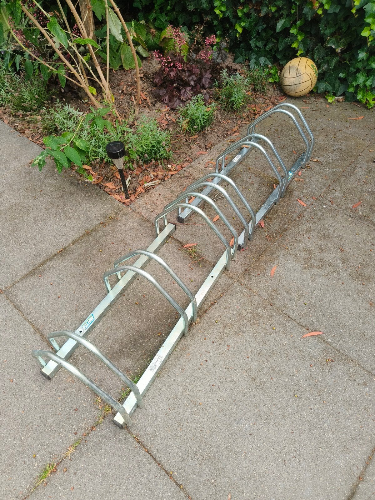 2x fietsenrek, elk voor 3 fietsen, Ophalen