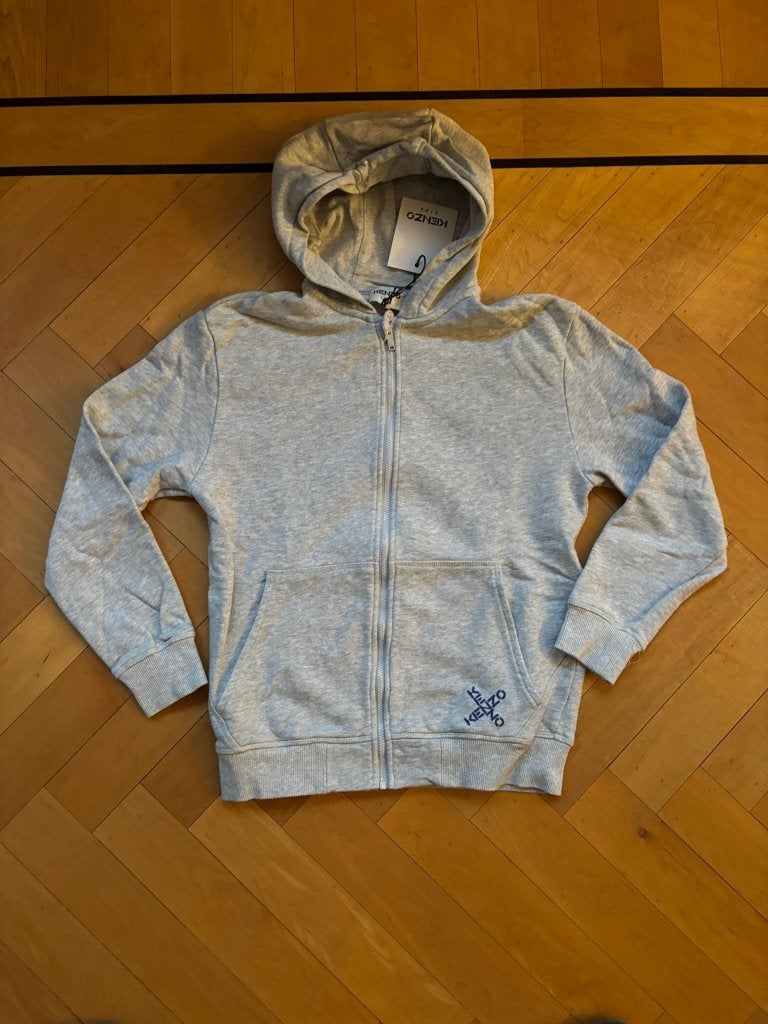 Kenzo kids vest licht grijs blauw logo maat 152 als nieuw!, Kinderen en Baby's, Kinderkleding | Maat 152, Kenzo, Jongen of Meisje