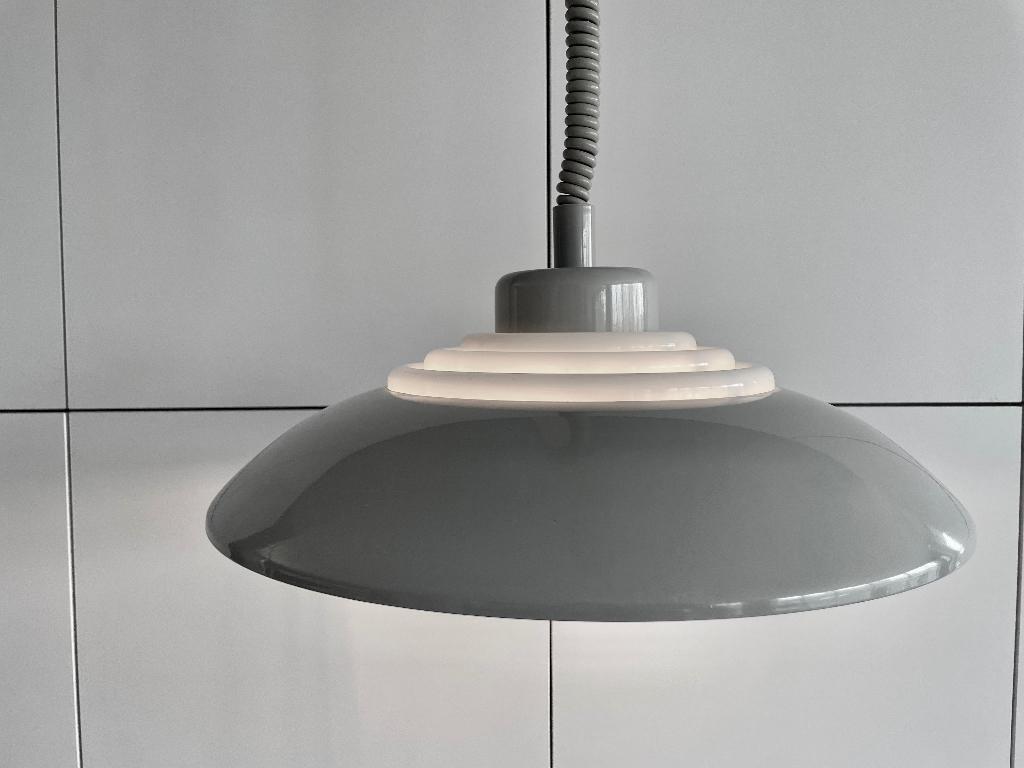 Vintage Italiaans design space age lamp Brevettato jaren 70, Ophalen of Verzenden, Zo goed als nieuw, Metaal, Minder dan 50 cm