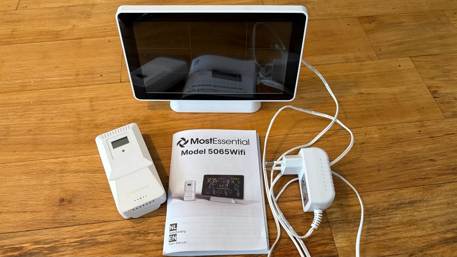 MostEssential Weerstation Model 5065Wifi met sensor, Audio, Tv en Foto, Weerstations en Barometers, Ophalen of Verzenden, Zo goed als nieuw