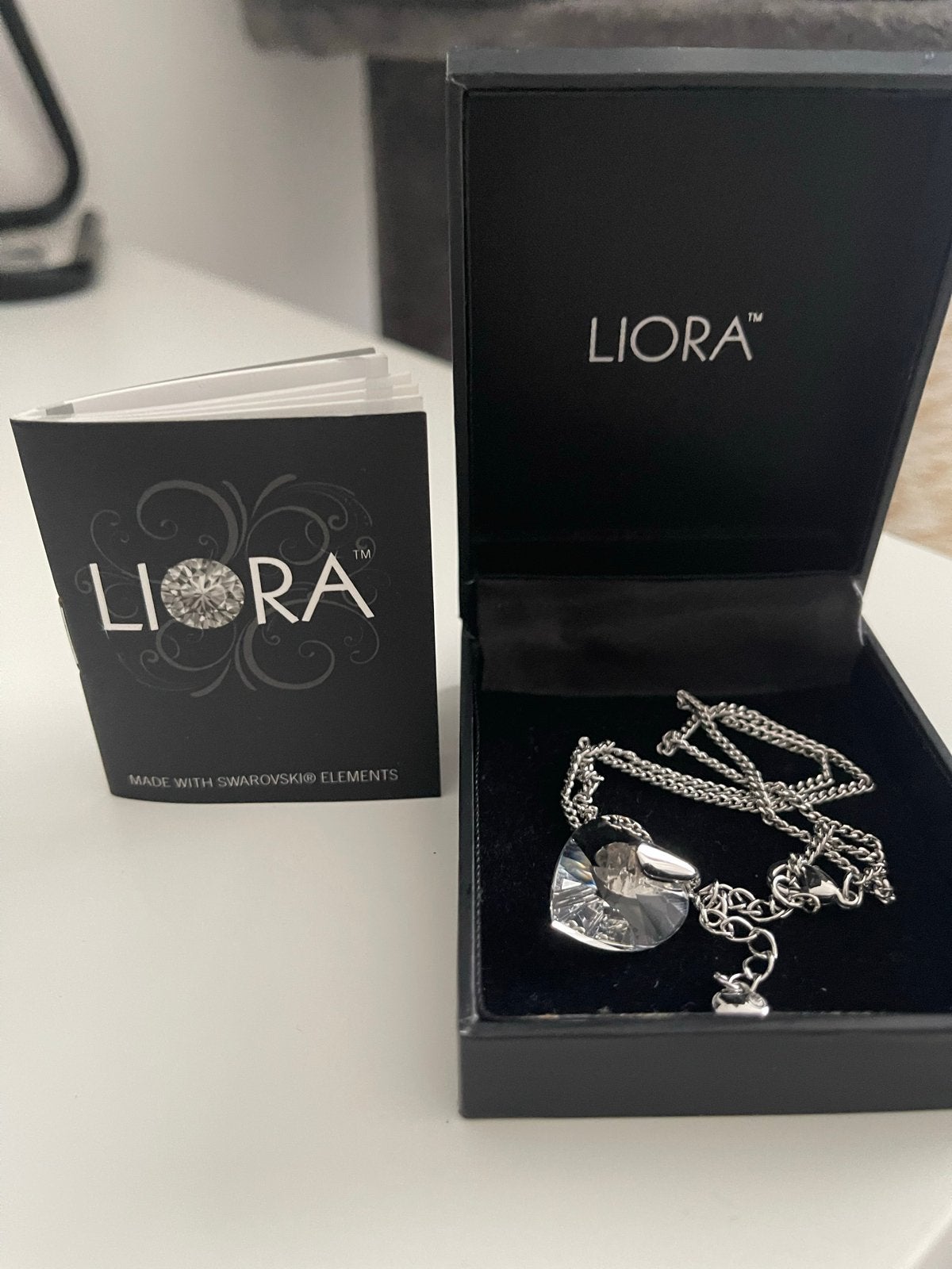 Liora ketting met Swarovski Elements crystal hart, Met kristal, Overige materialen, Ophalen of Verzenden, Zo goed als nieuw