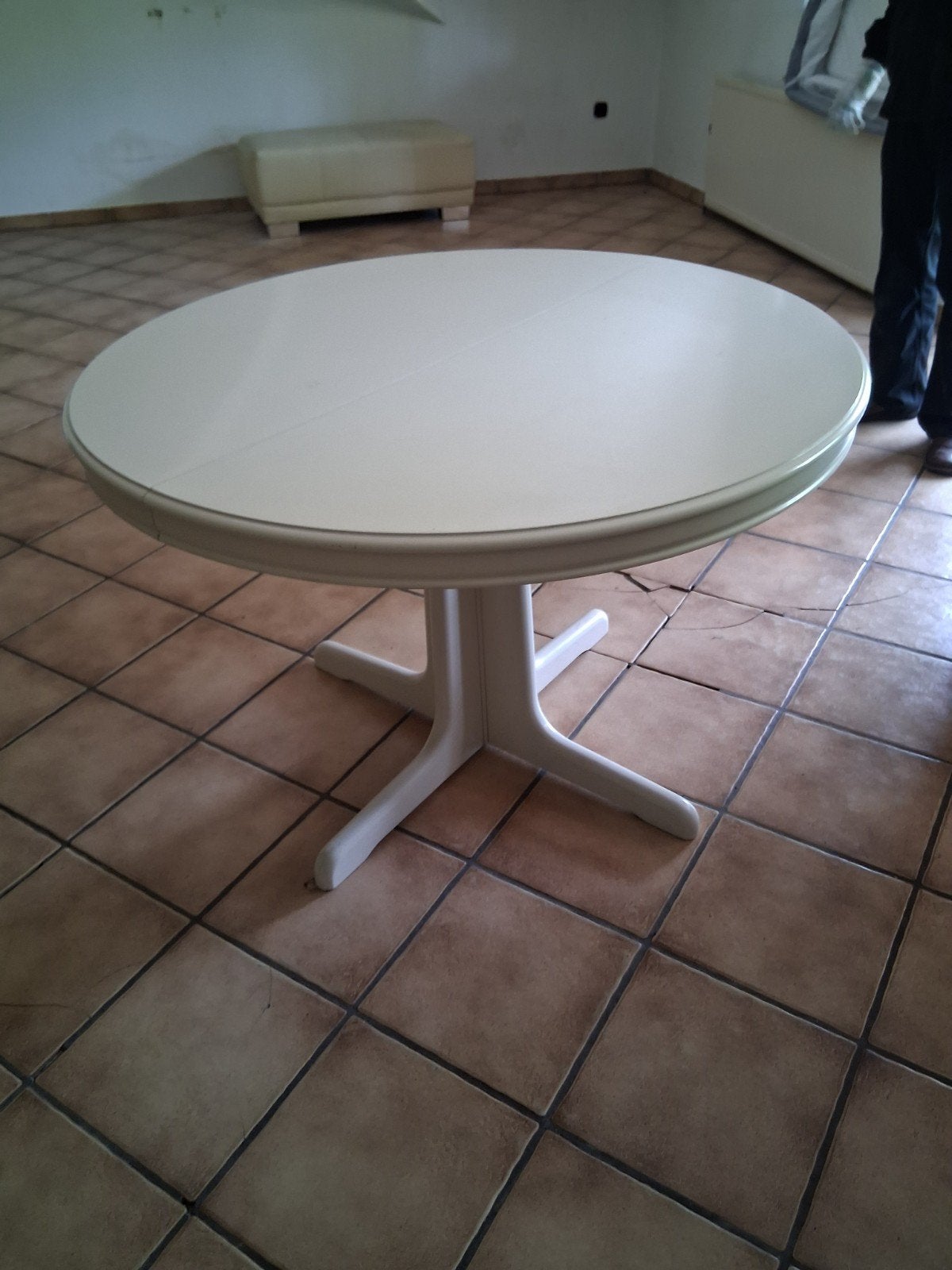 Ronde eettafel, crème wit, uitschuifbaar, Ophalen, Overige materialen, Gebruikt, Klassiek, functioneel