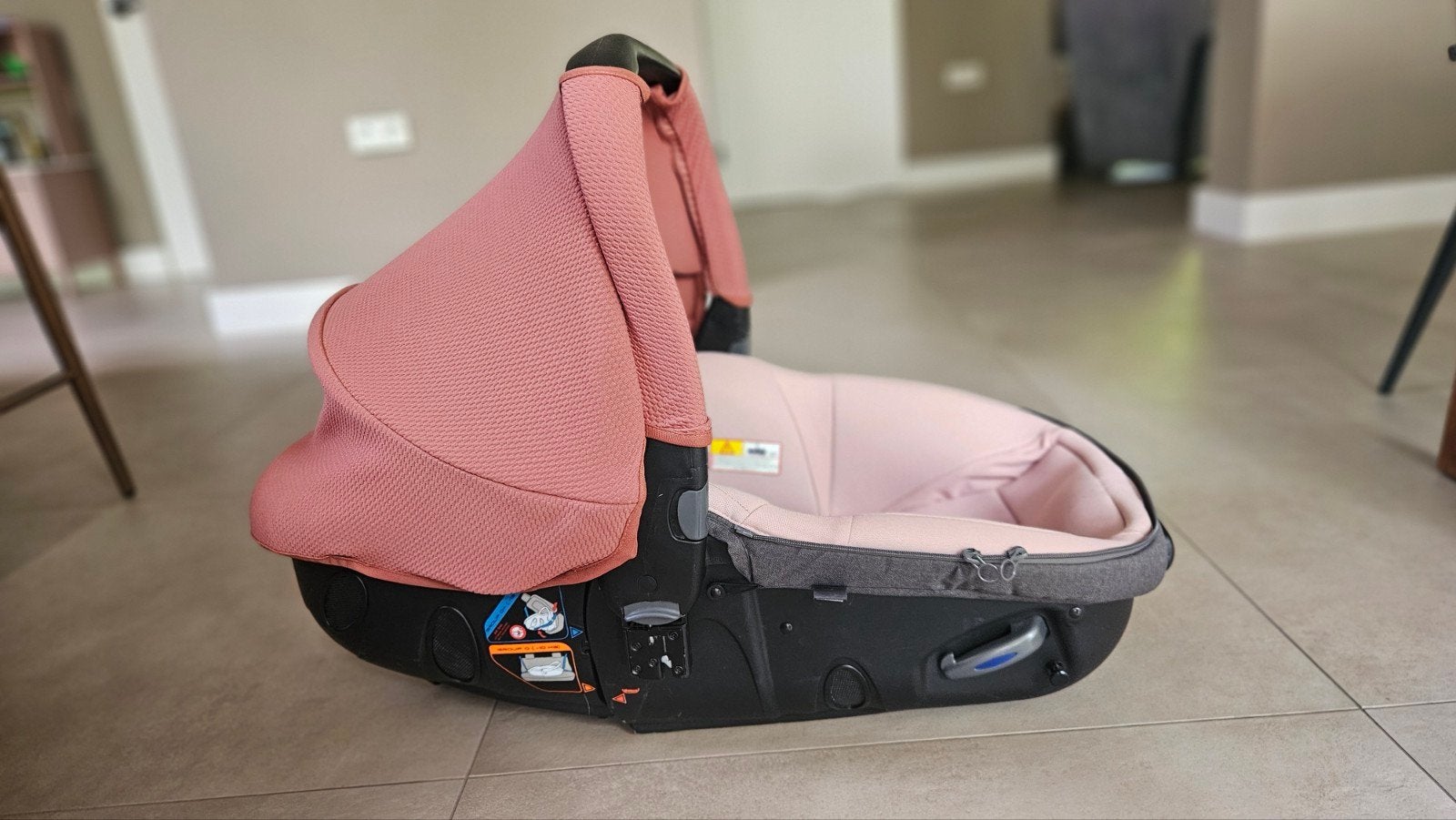 Matrix Light² Jane, reiswieg / kinderwagenbak, Kinderen en Baby's, Autostoeltjes, Verstelbare rugleuning, Autogordel, Zo goed als nieuw