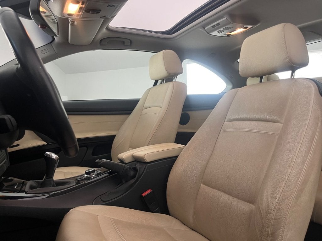 BMW 3 Serie Coupe 320i Coupe Creme leer schuifdak NAP, Euro 5, 15 km/l, 4 cilinders, 163 pk
