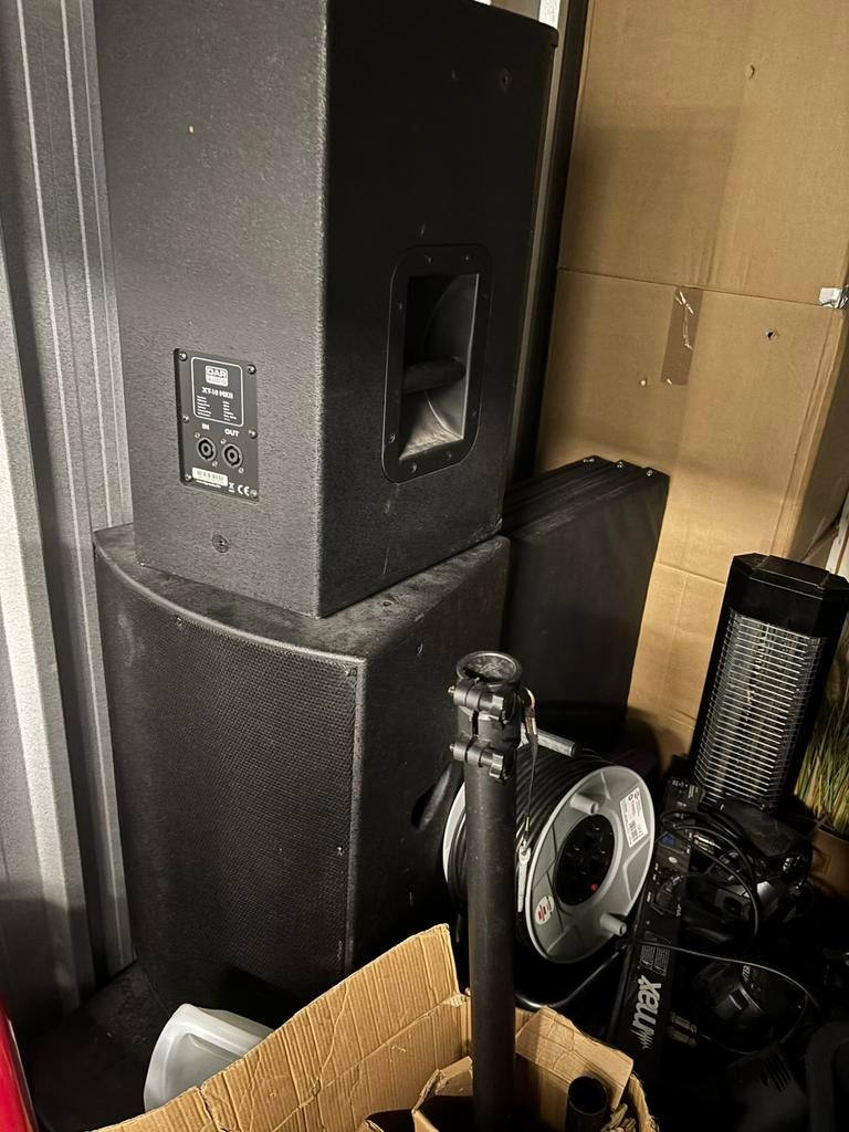 Speakers / lampen, Overige merken, Ophalen of Verzenden, Zo goed als nieuw, 120 watt of meer