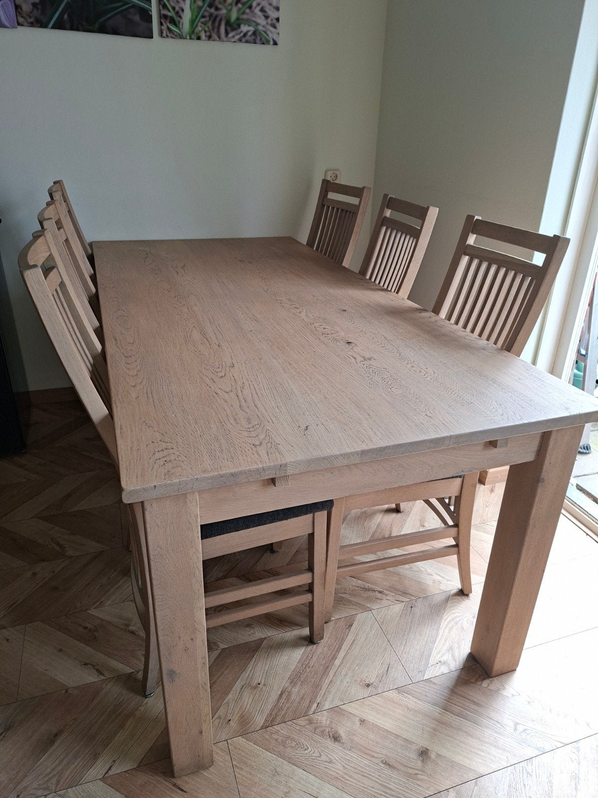 Eettafel met stoelen en Tv meubel, Huis en Inrichting, Tafels | Eettafels, Nieuw, Vijf personen of meer, Ovaal, Eikenhout, Ophalen