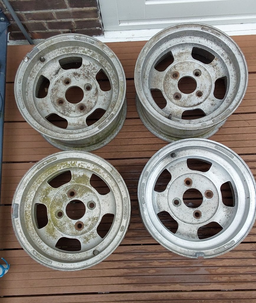 Set van 4 Wolfrace velgen - Klassieke look Escord/Capri 1972, Ophalen