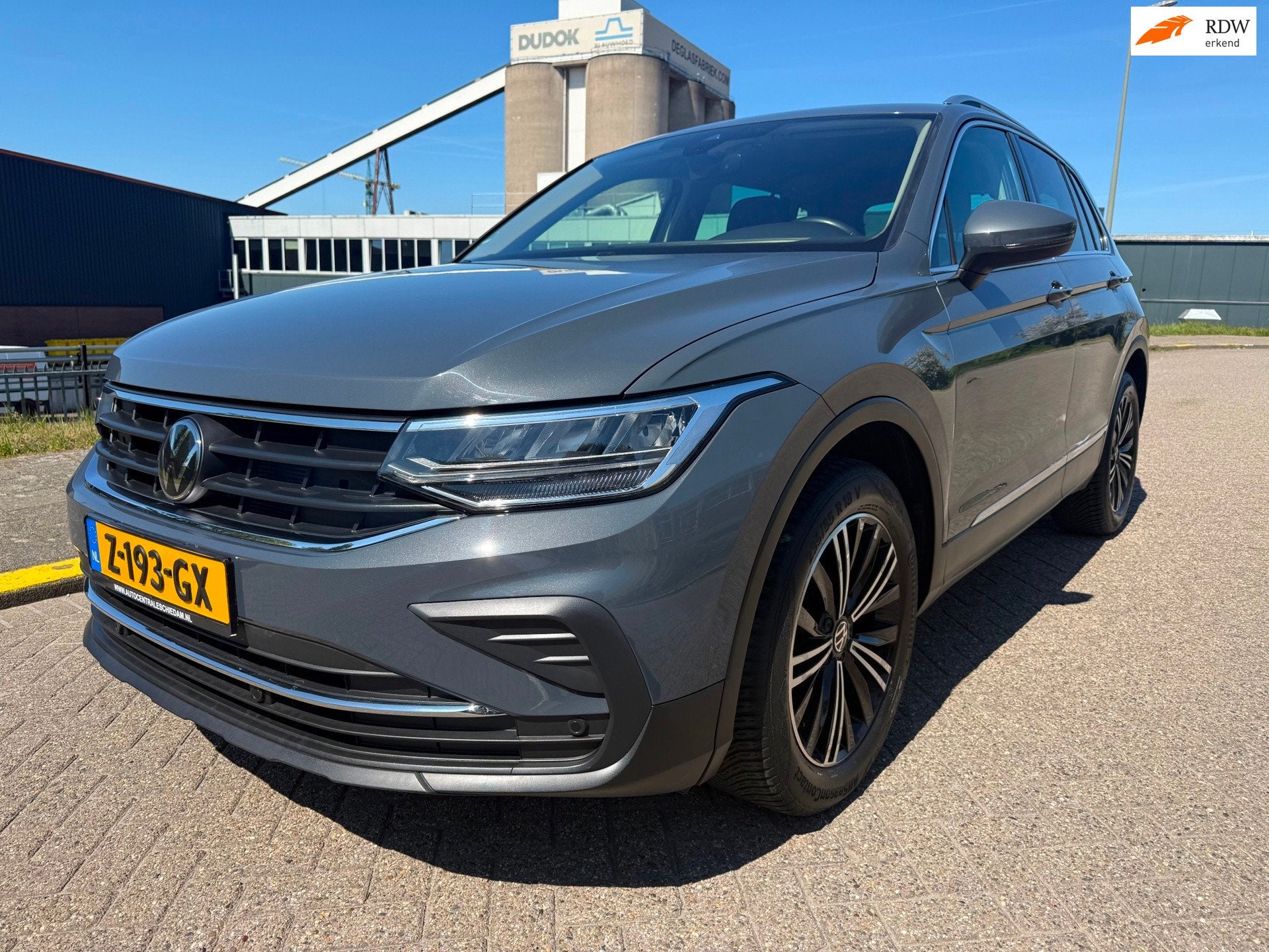 Volkswagen Tiguan 1.5 TSI Business_Line_AUTOMAAT_NAVI__ELEC-, Dealer onderhouden, Euro 6, 4 cilinders, 150 pk
