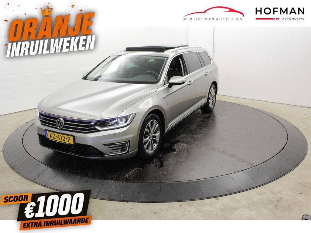 Volkswagen Passat GTE incl winterset Virtual Panodak Leer Ca, 4 cilinders, Hybride Elektrisch/Benzine, 1600 kg, 93 €/maand