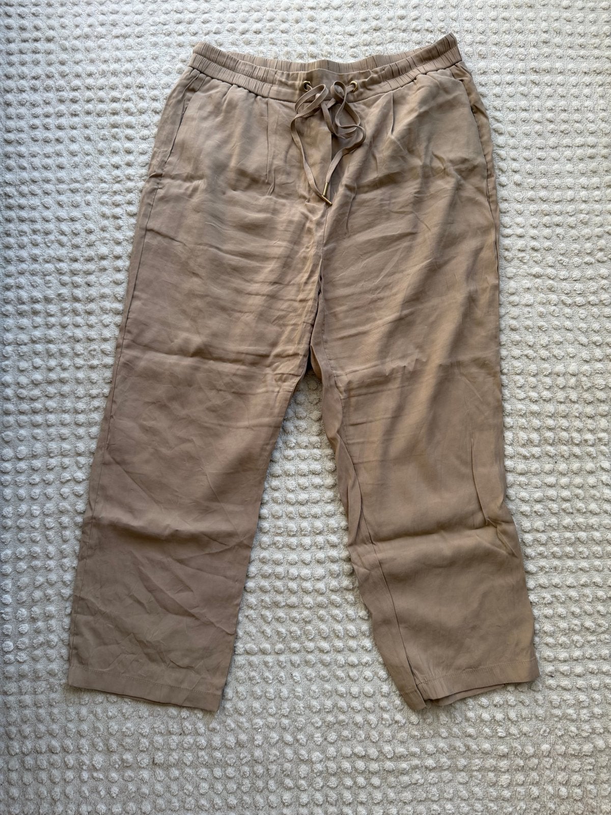 Luchtige beige broek - CITY essential - Maat 42, Beige, Maat 42/44 (L), Ophalen of Verzenden, Driekwart