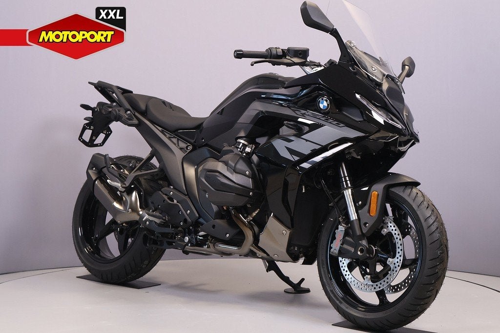 BMW R 1300 RS, Bedrijf, Sport