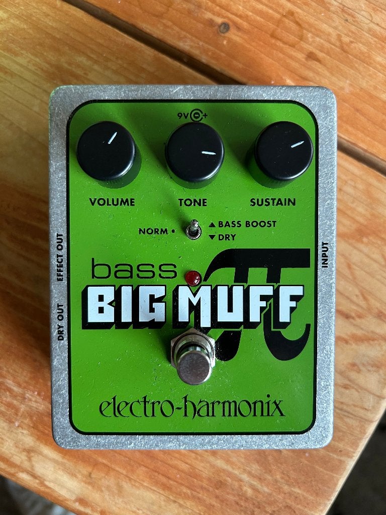 Electro-Harmonix Big Muff Fuzzpedaal voor Basgitaar, Ophalen, Nieuw, Distortion, Overdrive of Fuzz