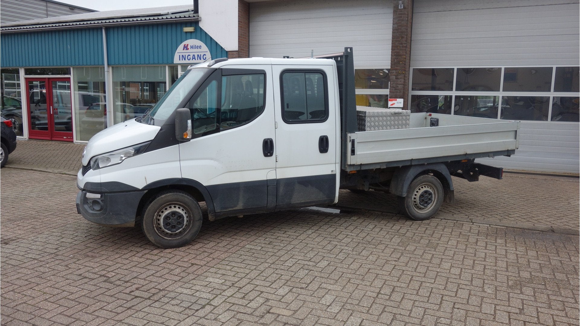 Iveco Daily 7 persoons (bj 2015), Euro 5, Achterwielaandrijving, Gebruikt, Iveco