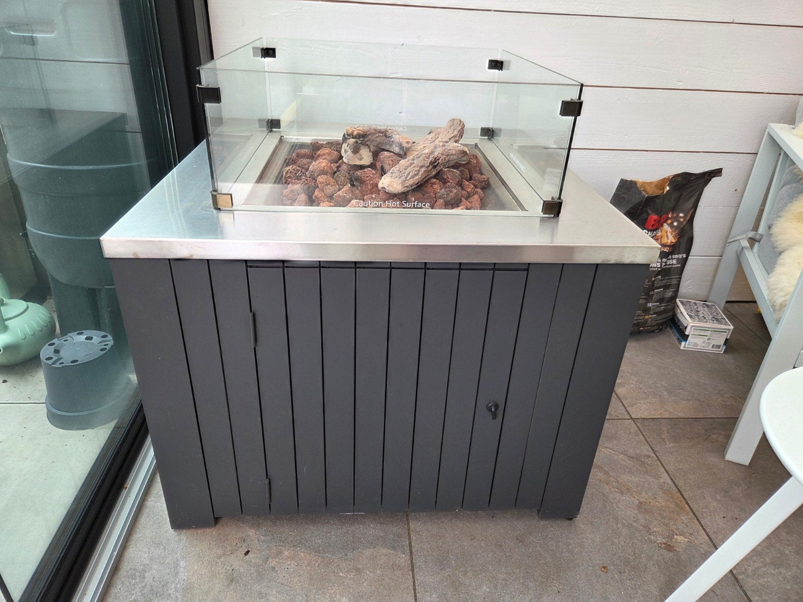 terrashaard/vuurtafel 80x80, Ophalen, Zo goed als nieuw