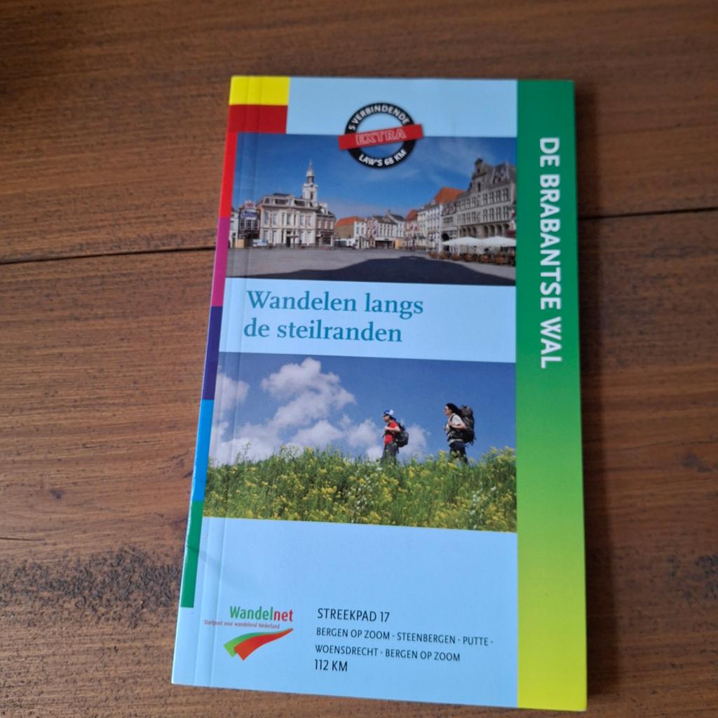 De Brabantse Wal, Overige merken, Fiets- of Wandelgids, Ophalen of Verzenden, Zo goed als nieuw