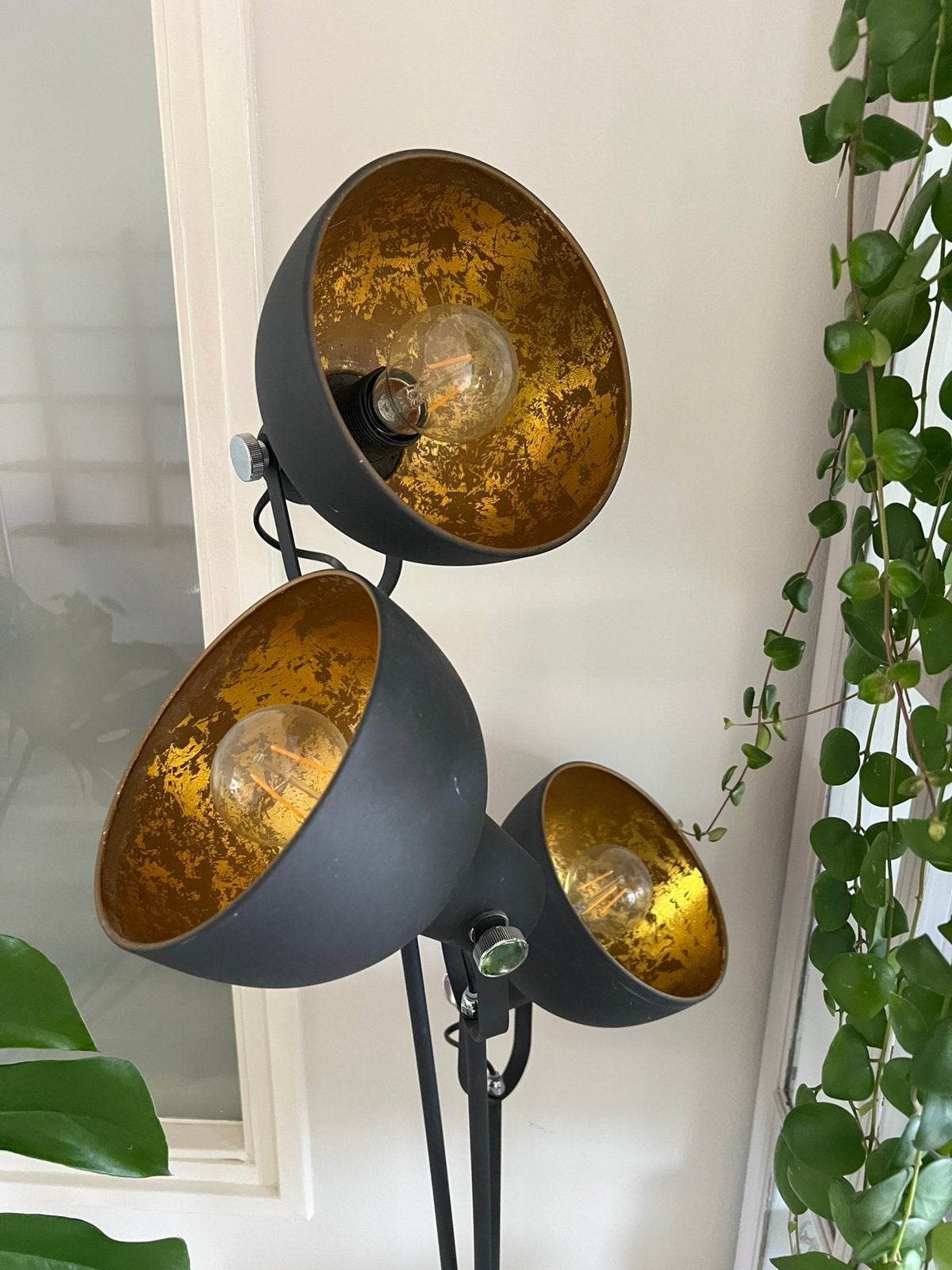 Industriële vloerlamp zwart/goud – 3 verstelbare spots – E14, Huis en Inrichting, Modern, industrieel, Zo goed als nieuw, Metaal