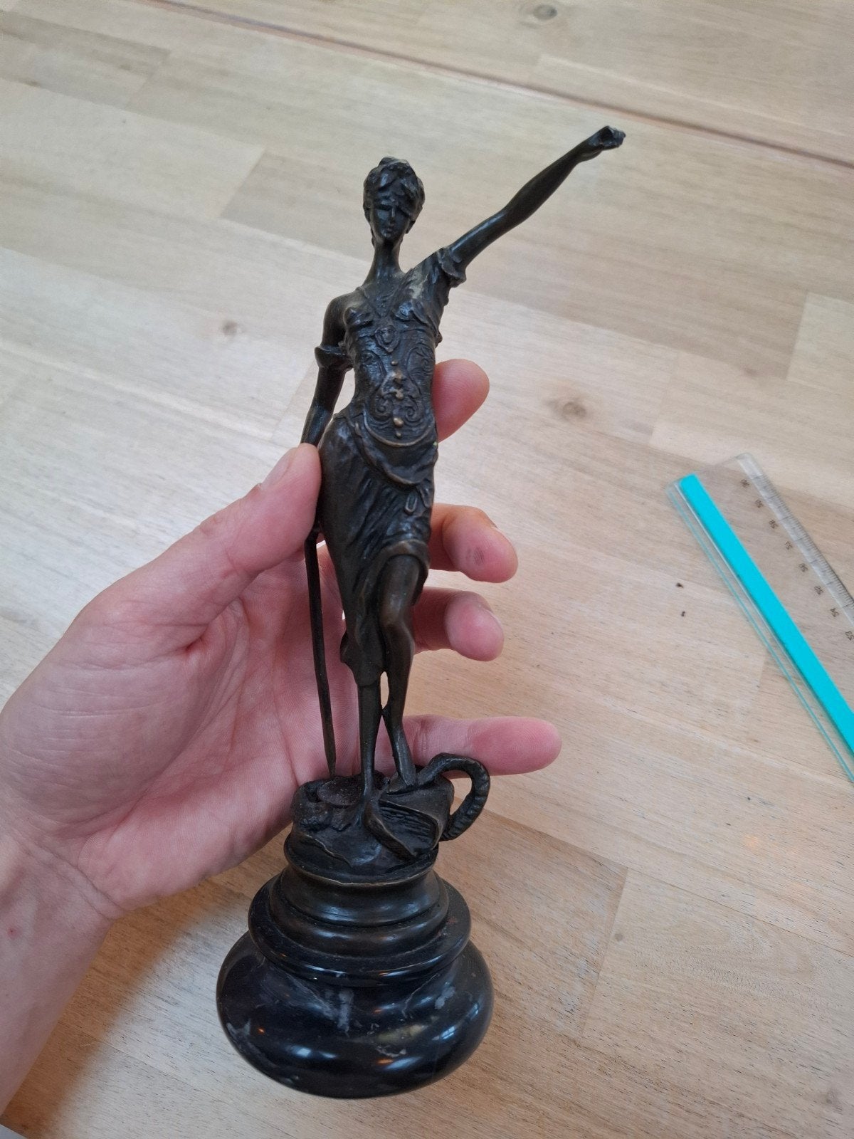 Bronzen beeld Vrouwe Justitia (weegschaal ontbreekt), Ophalen of Verzenden