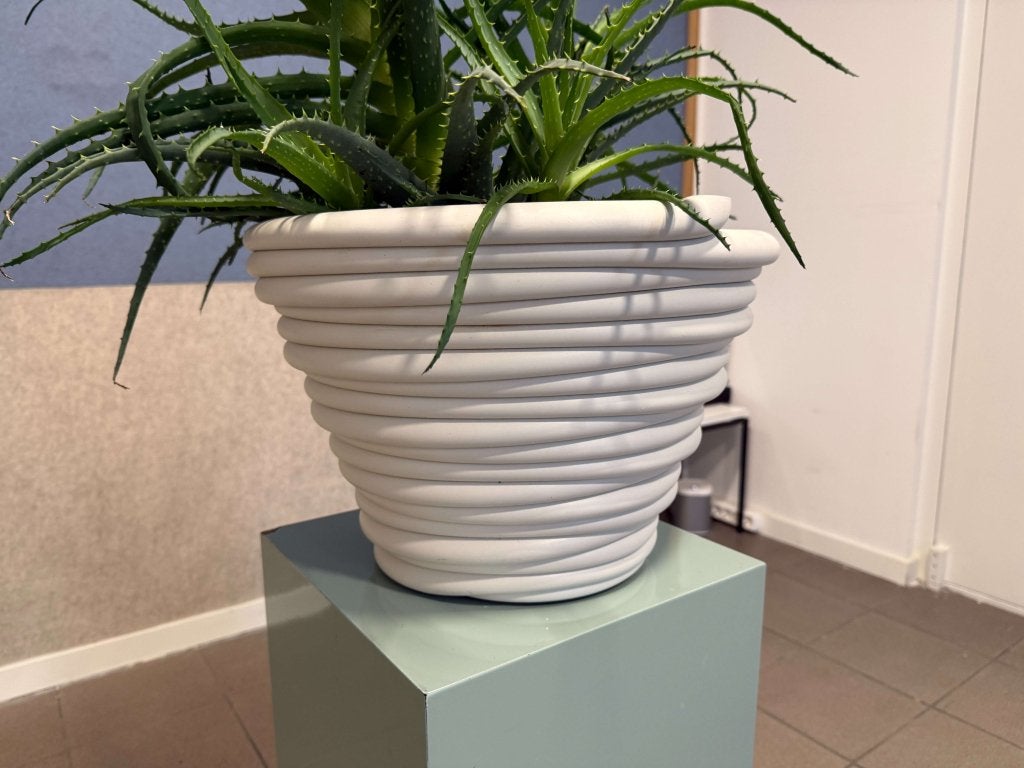 Dirk van der Kooij | Mummy Planter Vaas | Wit | 1x, Dirk van der Kooij, Kunststof, Gebruikt, Dirk van der Kooij