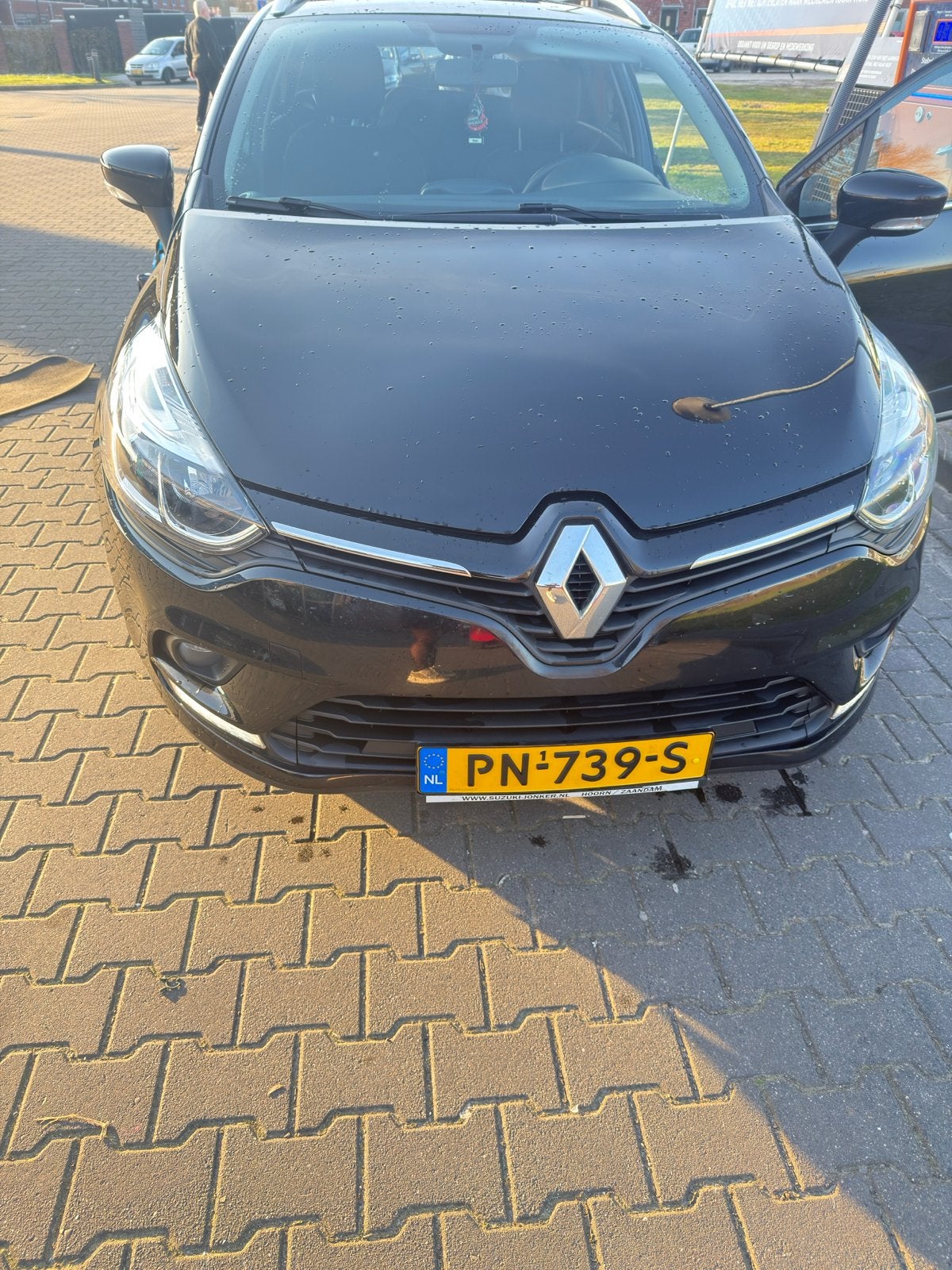 Renault Clio 0.9 TCE 90 Estate 2017 Zwart, Auto's, Voorwielaandrijving, 898 cc, USB, Zwart