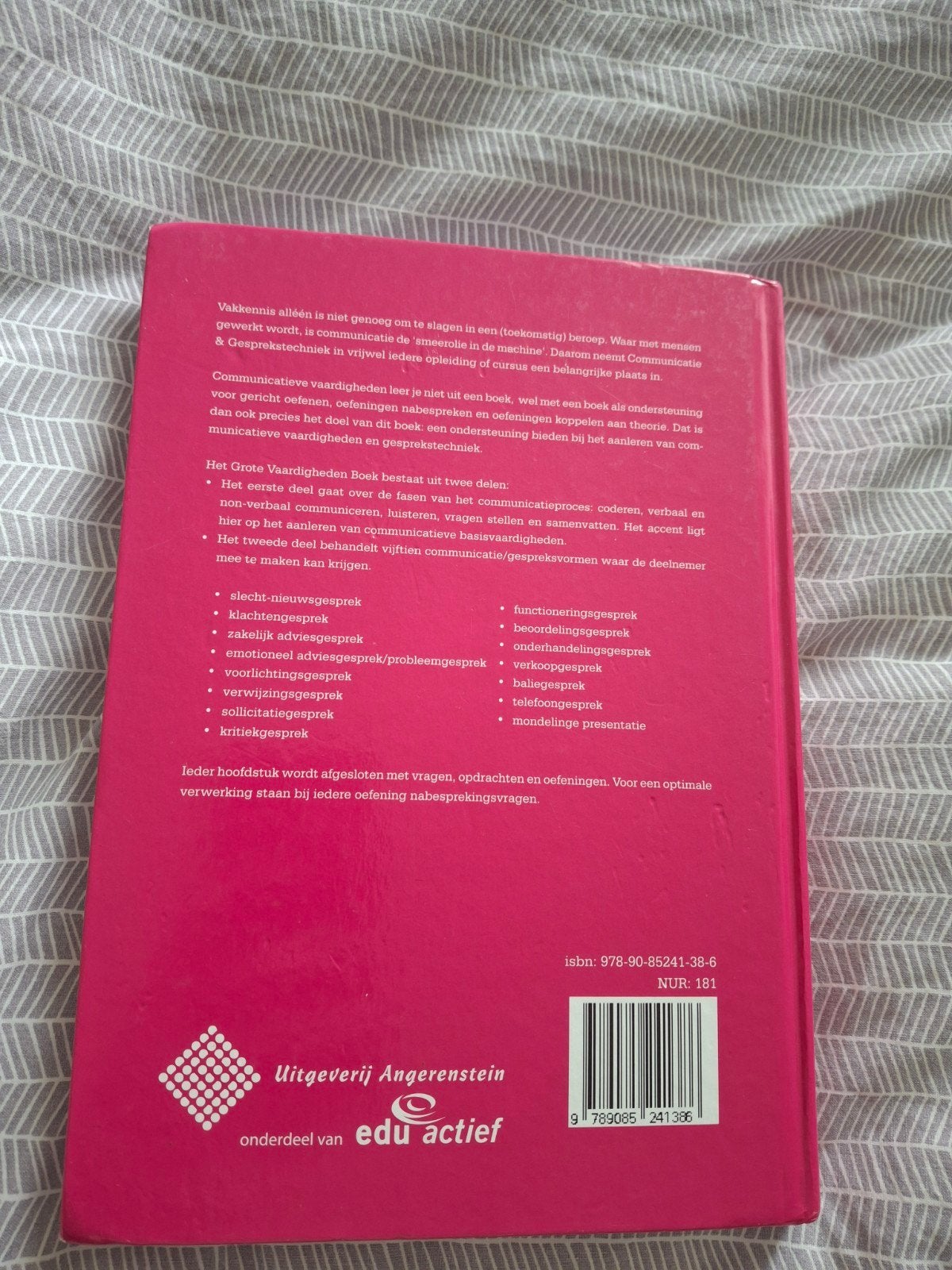 Het Grote Vaardigheden Boek - Communicatie &, Onbekend, Ophalen of Verzenden, Zo goed als nieuw, MBO