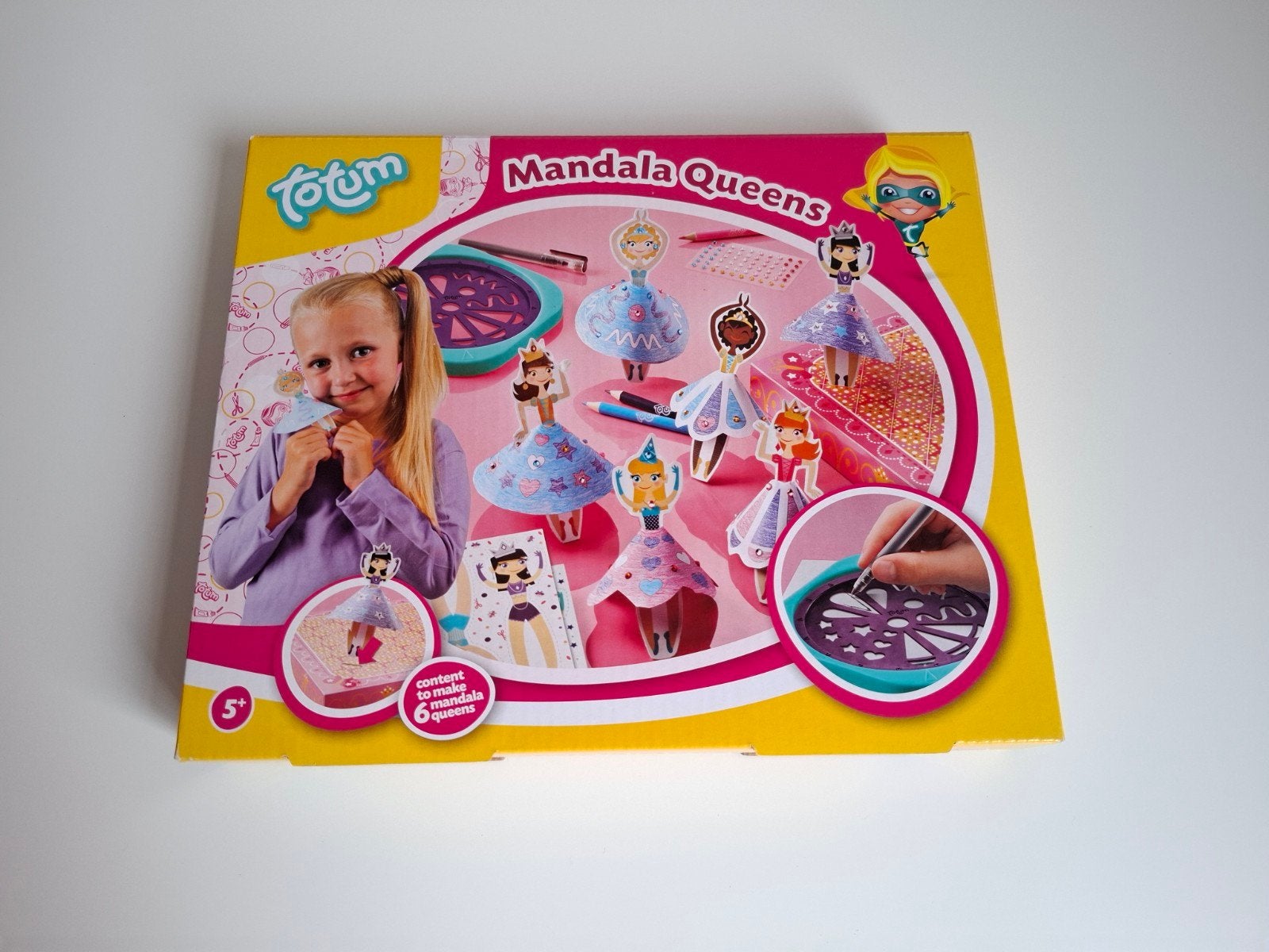 Totum Mandala Queens Knutselset - Maak 6 Mandala Poppen, Fantasie, Nieuw, Meerkleurig, Ophalen of Verzenden