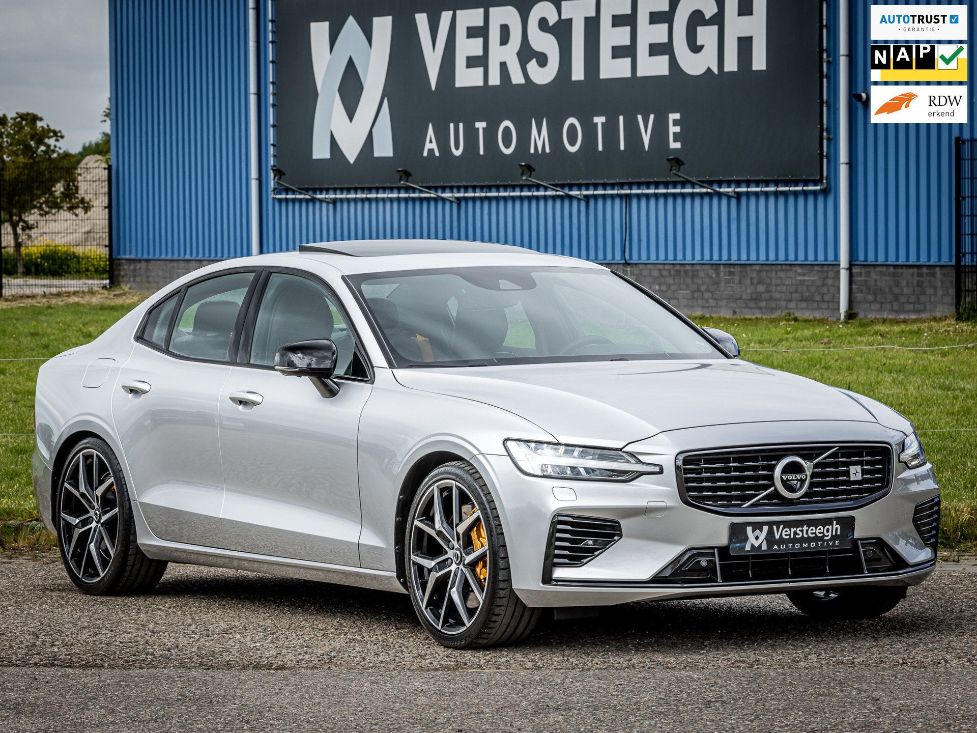 Volvo S60 2.0 T8 AWD Twin Engine Polestar Engineered |Panora, Auto's, Volvo, Automaat, Gebruikt, S60, Bedrijf