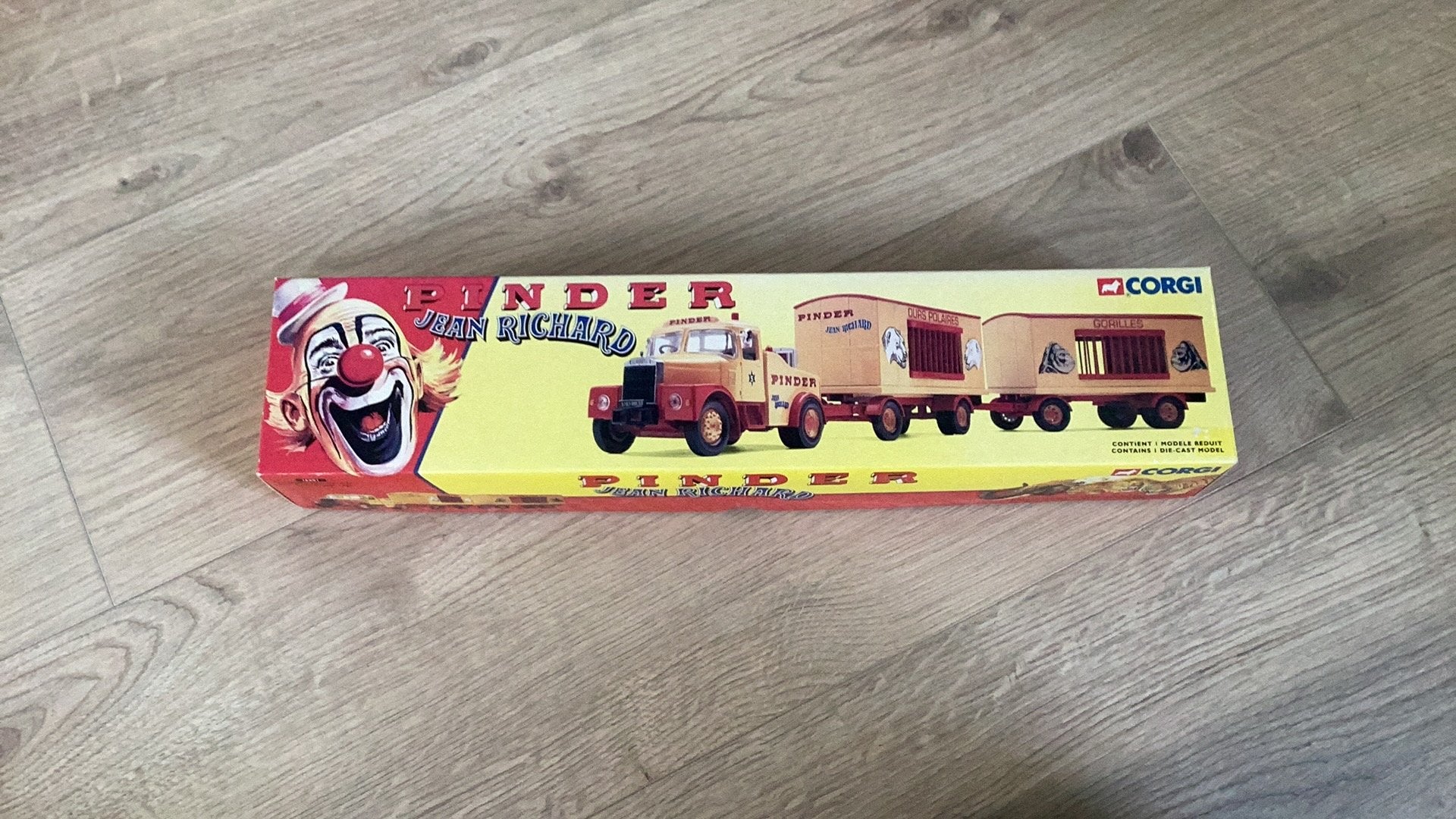 Corgi Pinder circus miniatuur model auto, Hobby en Vrije tijd, Ophalen of Verzenden, Zo goed als nieuw, Bus of Vrachtwagen, Corgi