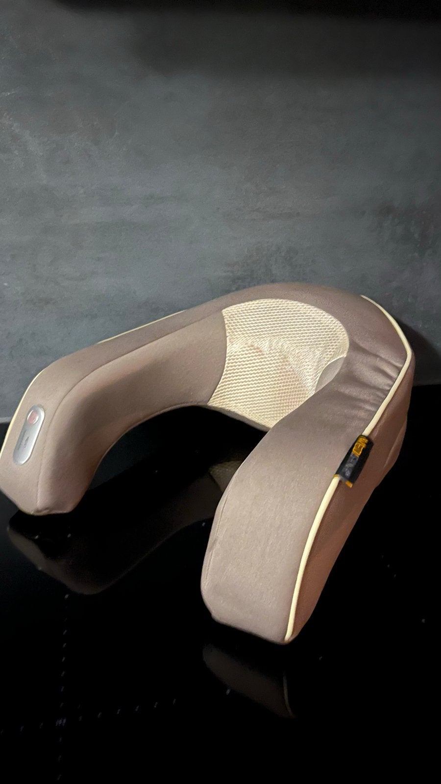 Medisana NM 862 Nekkussen met Vibratie en Warmtefunctie, Sport en Fitness, Ophalen, Zo goed als nieuw, Massagestoel of Kussen