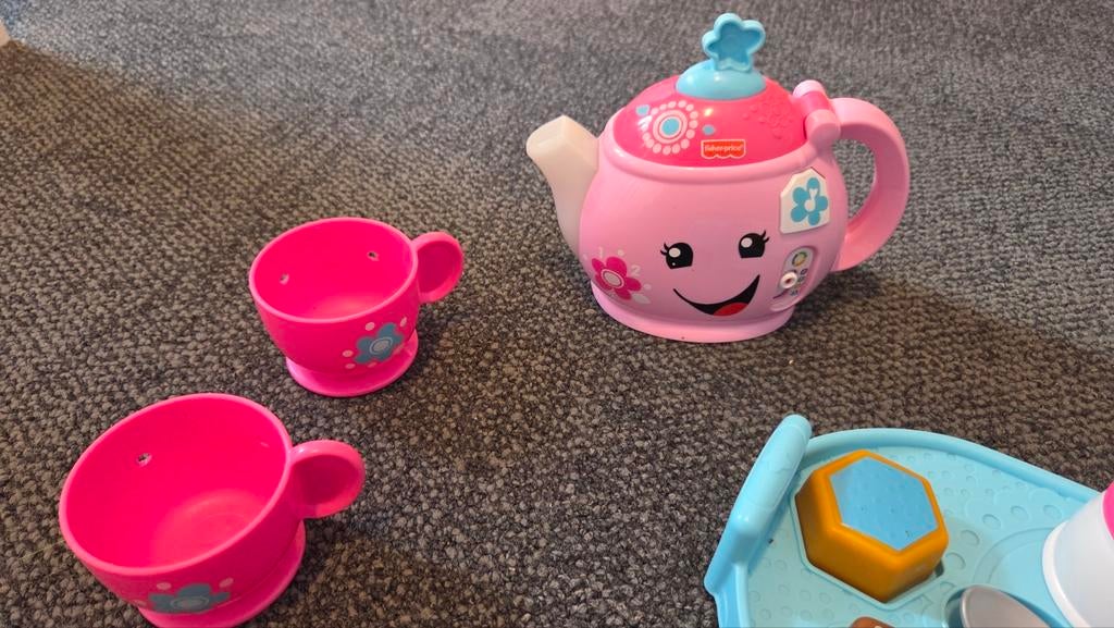 Fisher-Price Theepot Speelset. Geen geluid, Kinderen en Baby's, Speelgoed | Fisher-Price, Ophalen of Verzenden, Gebruikt, Speelset