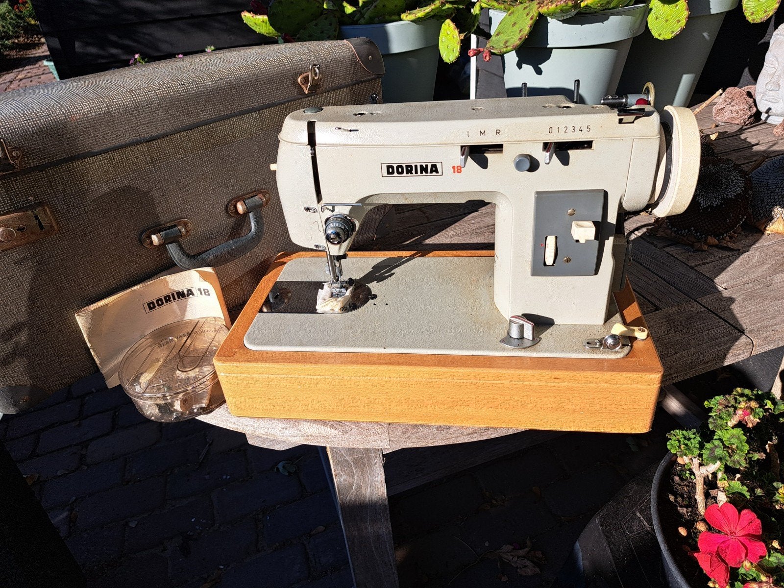 Singer Dorina 18 Naaimachine met koffer, Ophalen, Gebruikt, Naaimachine, Singer