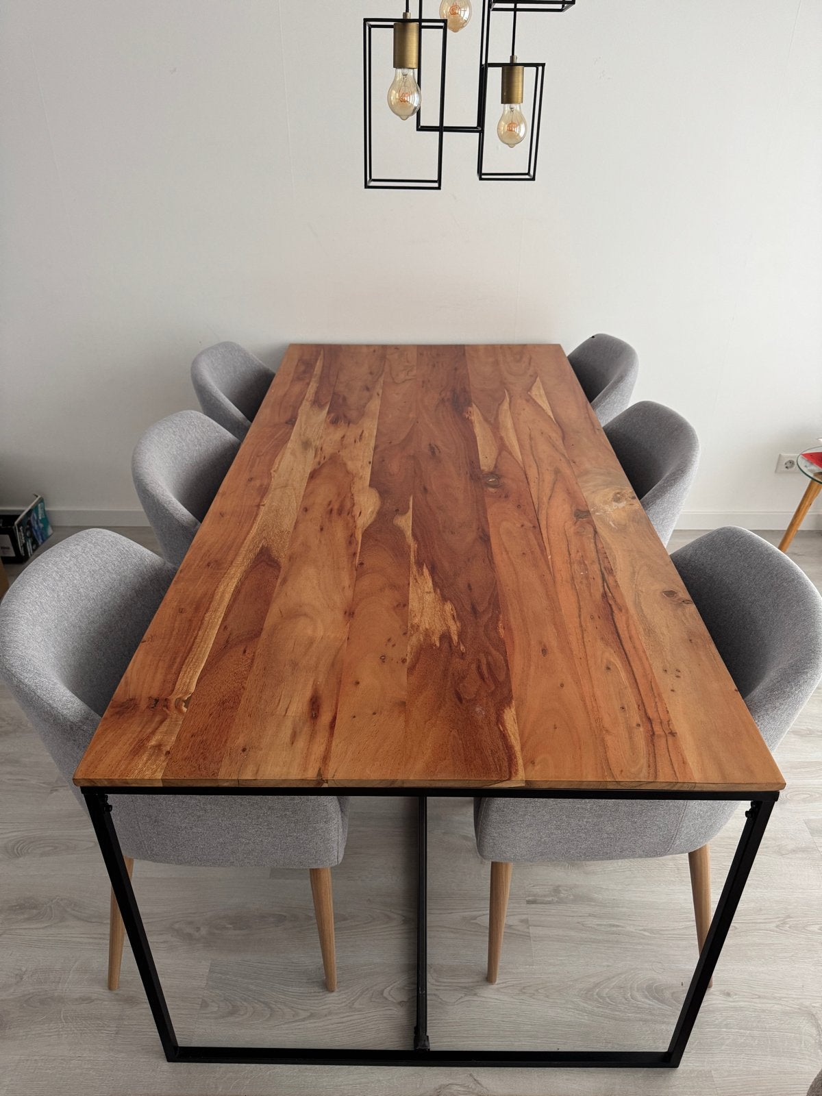 Eettafel met 6 stoelen - Acaciahout en metaal, Huis en Inrichting, Ophalen, Gebruikt, 50 tot 100 cm, Vijf personen of meer