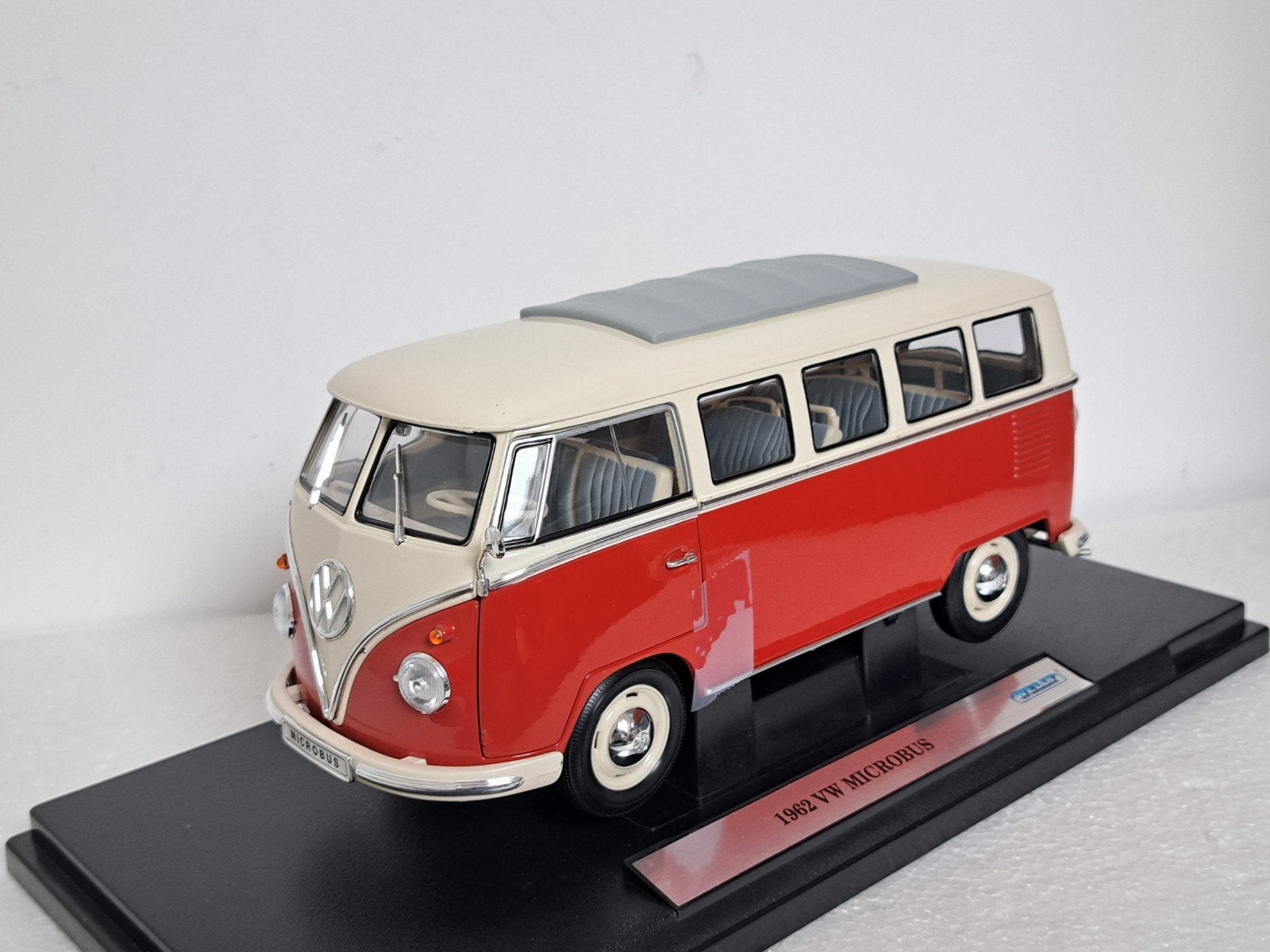 Volkswagen T1 Microbus 1/18 Nieuwstaat Welly, Ophalen of Verzenden, Zo goed als nieuw, Auto, Welly