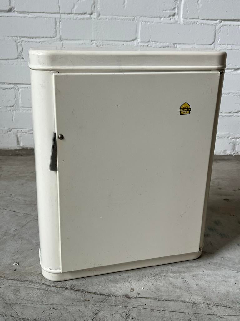 Oud metalen brabantia medicijnkastje, Ophalen of Verzenden