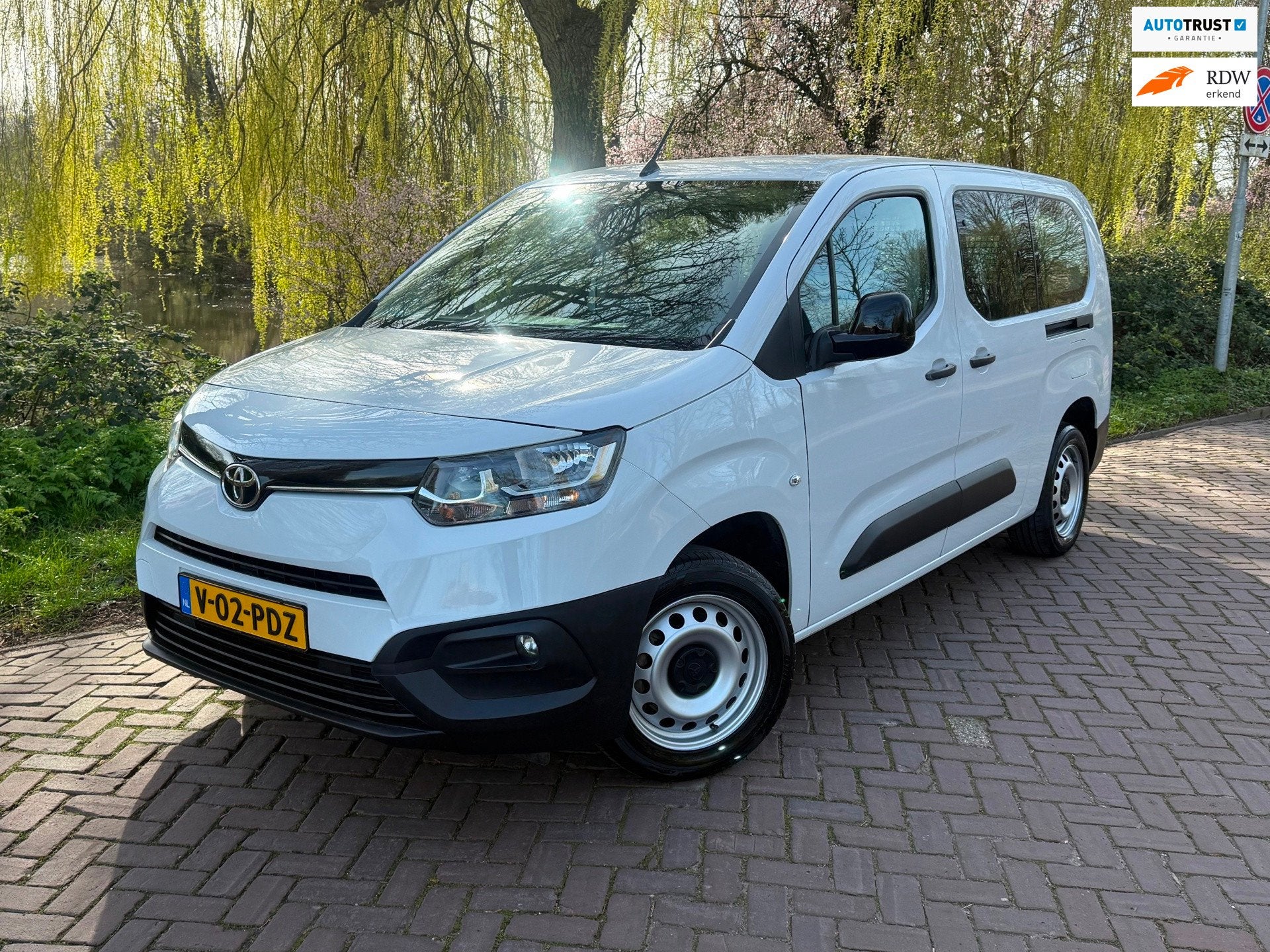 Toyota PROACE CITY 1.2 Turbo Prof Long 5 Pers. Crew-Cab. 1 E, Auto's, Voorwielaandrijving, Dealer onderhouden, Stof, 1199 cc