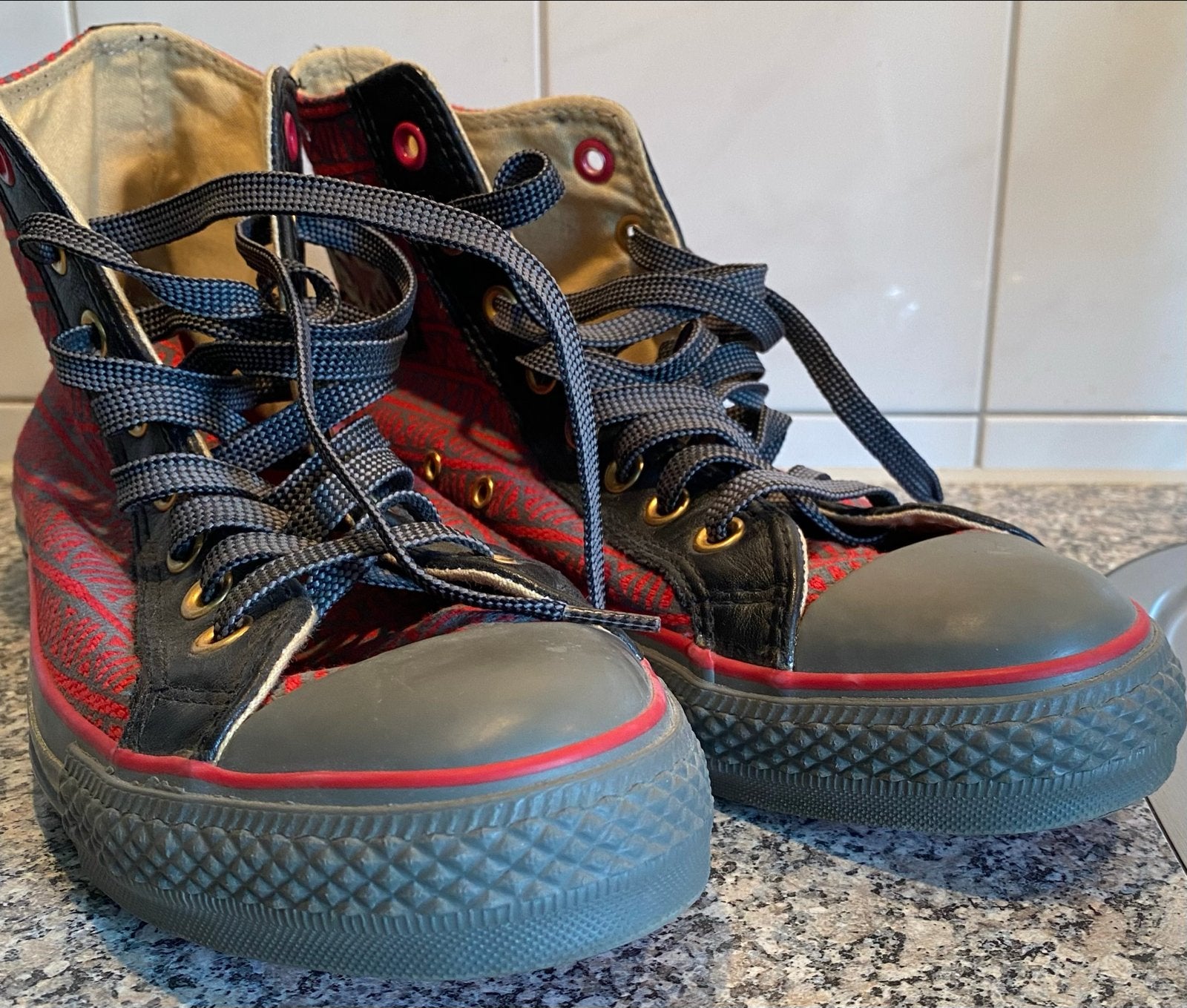 Converse All Star High-Top Sneakers - Maat 42, Ophalen of Verzenden, Nieuw, Rood, Sneakers of Gympen